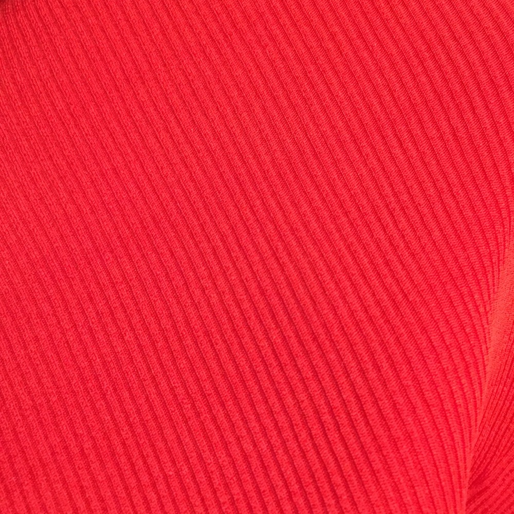 Red Dress - Picture 2 of 2